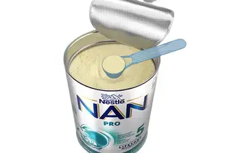 12558775_nan_pro_5_se-no_800g_tin_open_02_580x435.png